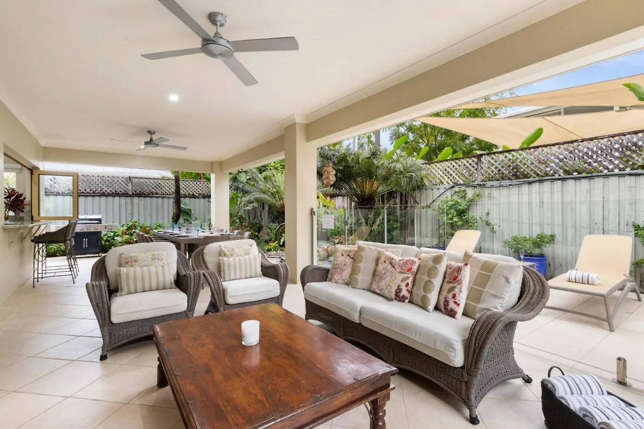 Holiday home Six Beachside With Tropical Heated Pool Port Douglas