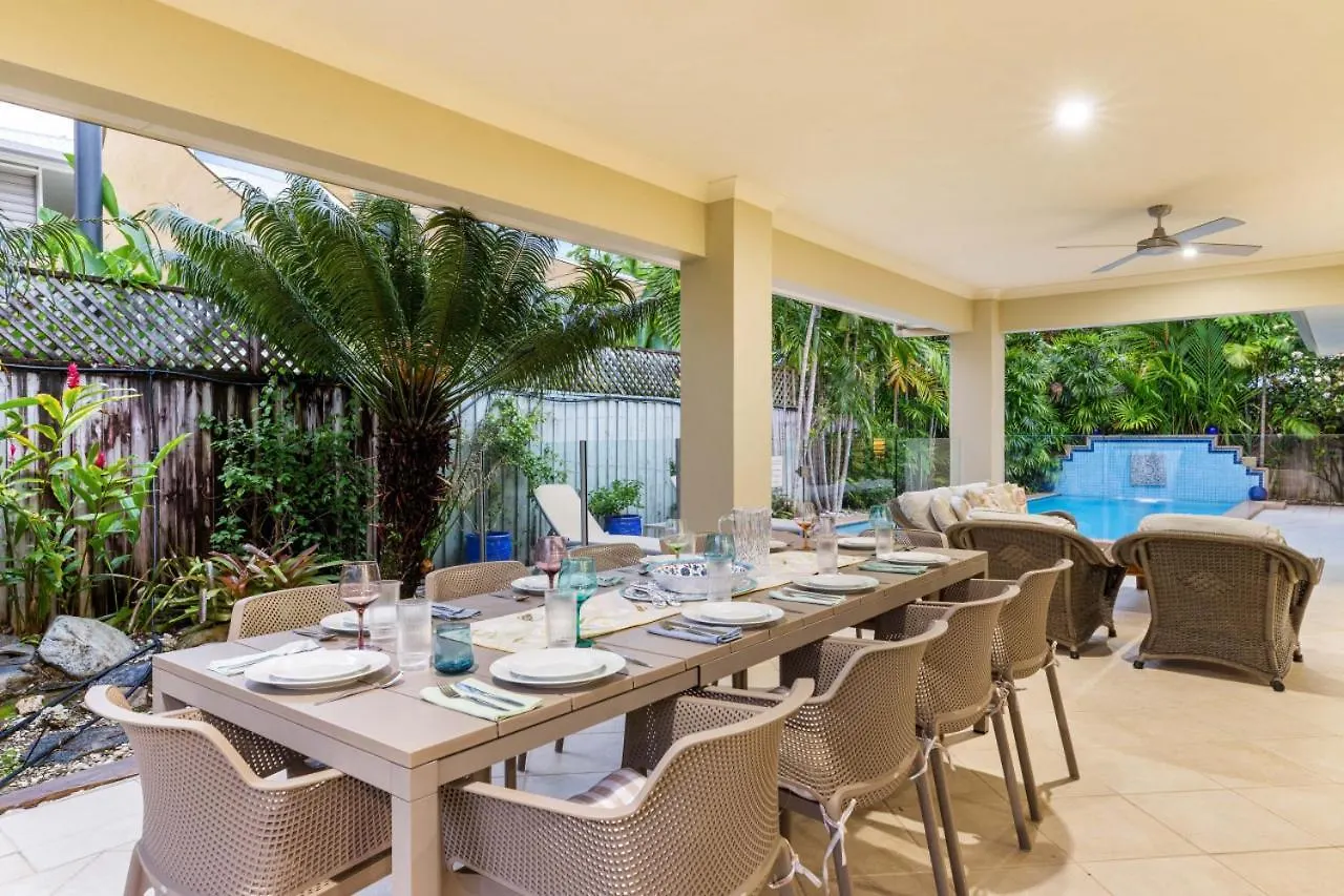 Six Beachside With Tropical Heated Pool Port Douglas